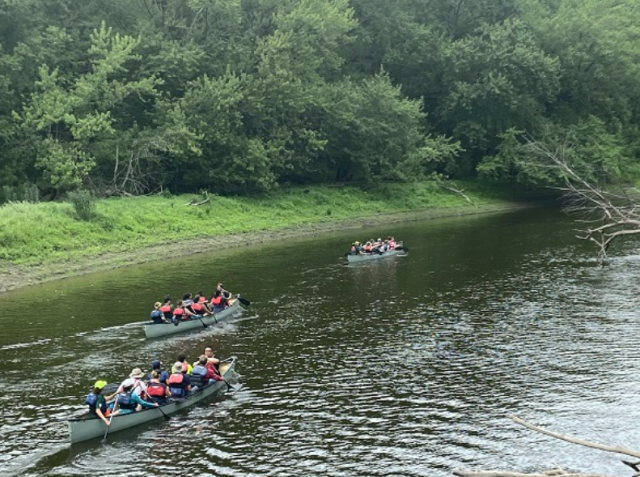 Canoemobile participants took to the water for hands-on learning. (Photo courtesy of Wilderness Inquiry)