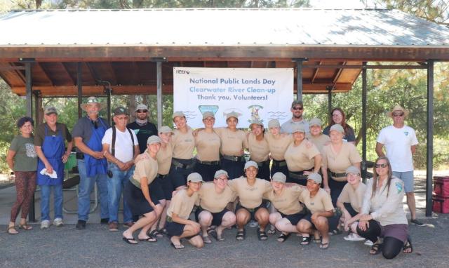 Volunteers grab one last photo to commemorate the occasion. (Photo credit: Nate Millet) 