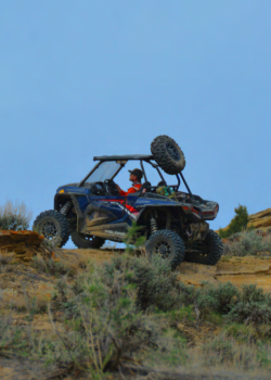 utv on rocks