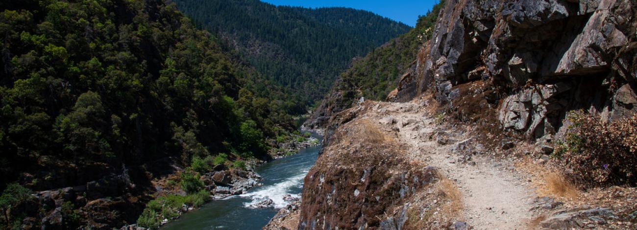 Cliffside Rogue River Trail