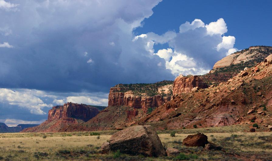 Clouds roll in towards the mesa. 